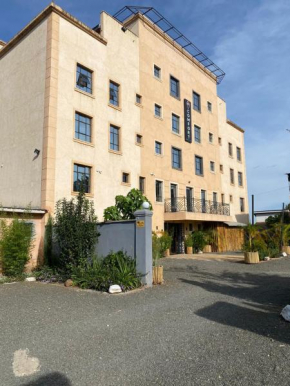 COMFORT E SUITES